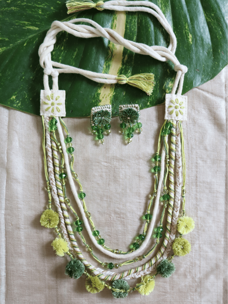THREAD & BEAD WORK SET – MULTY GREEN
