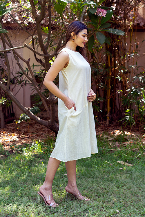 Boat Neck Sleeveless Dress