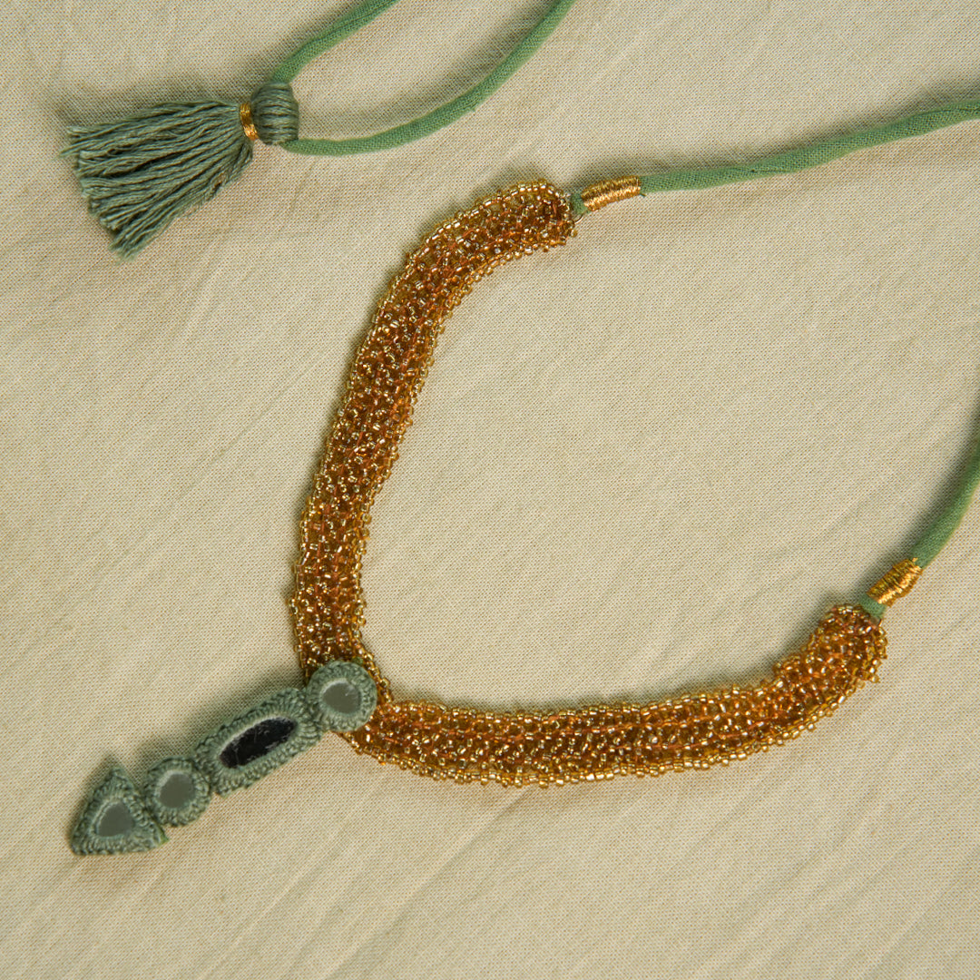 KIDIYA PEARLS CHOKER WITH MIRROR PENDANT
