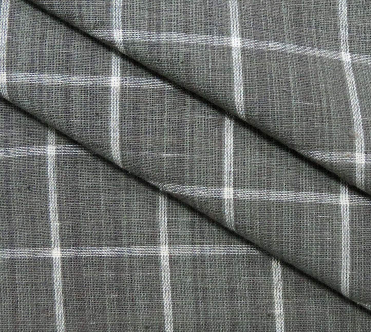 Grey & Cream Classic Checks (4cm x 4cm)