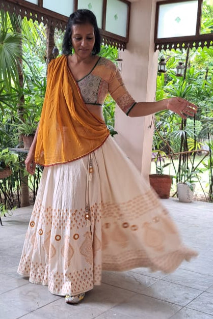 MORALFIBRE KALI CHANIYA WITH HAND BLOCK PRINTS AND MUKAISH & MIRROR WORK