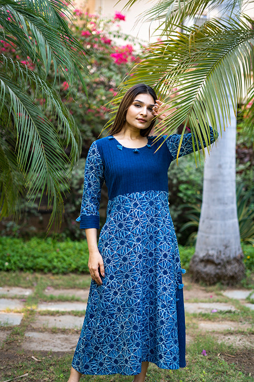 Indigo Dress with Pintucks and Fumtis