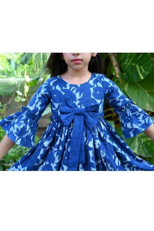 MORALFIBRE’ NATURAL INDIGO PRINTED GIRLS FRILLY SEA SCAPE SLEEVELESS FROCK