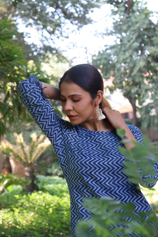 MORALFIBRE INDIGO ZIG ZAG PRINTED KURTI WITH RAW EDGES