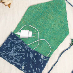 U Work - Desk Essentials Kit