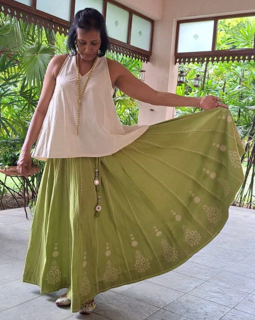 MORALFIBRE KALI CHANIYA WITH HAND BLOCK PRINTS AND MUKAISH & MIRROR WORK